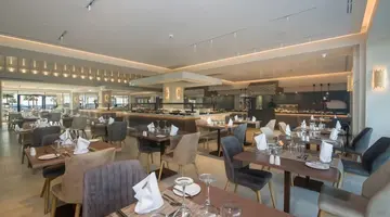 Amira Luxury Resort and Spa