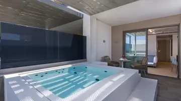 Amira Luxury Resort and Spa