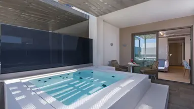 Amira Luxury Resort and Spa