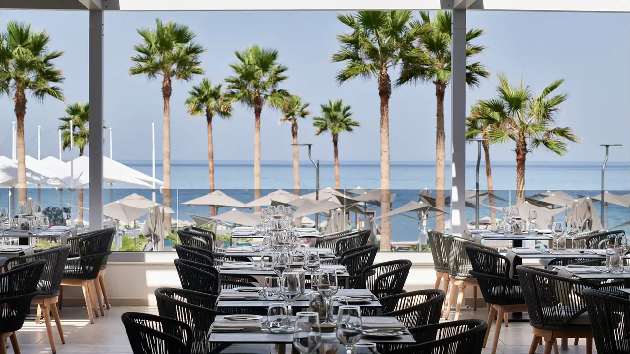 Amira Luxury Resort & Spa (Adults Only 1