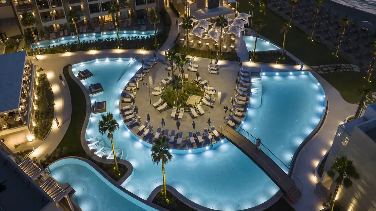Amira Luxury Resort & Spa (Adults Only 1