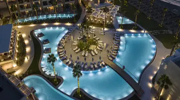 Amira Luxury Resort & Spa (Adults Only 1