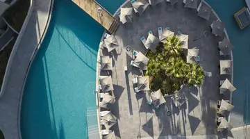 Amira Luxury Resort & Spa (Adults Only 1