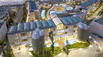 Amira Luxury Resort & Spa (Adults Only 1