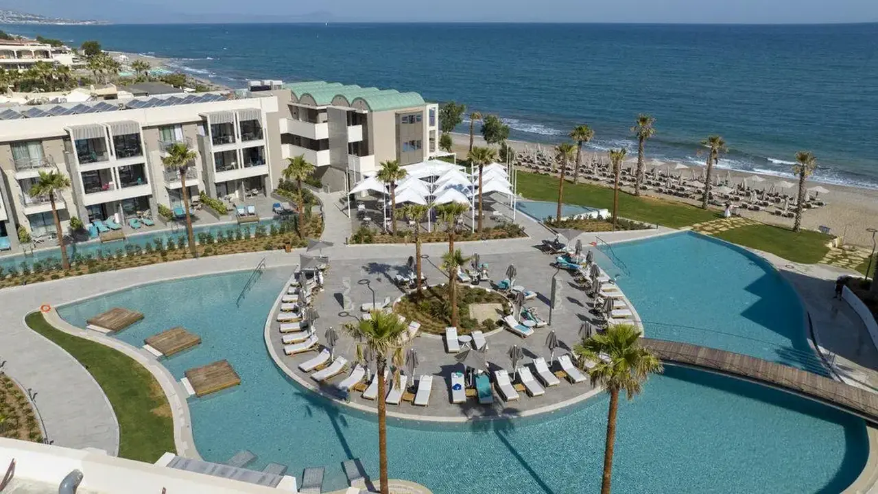 AMIRA LUXURY RESORT & SPA ADULTS ONLY 16+