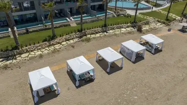 AMIRA LUXURY RESORT & SPA