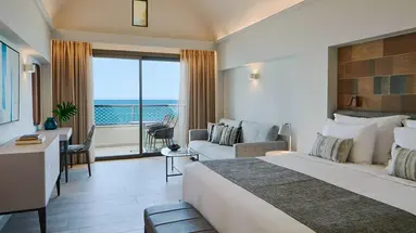 AMIRA LUXURY RESORT & SPA