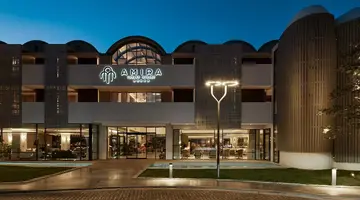 AMIRA LUXURY RESORT & SPA