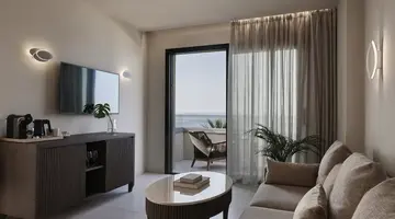 AMIRA LUXURY RESORT & SPA