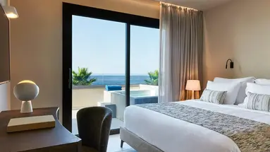 AMIRA LUXURY RESORT & SPA