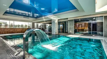 AMIRA Luxury Resort & Spa