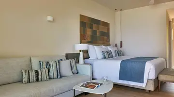 AMIRA LUXURY RESORT & SPA