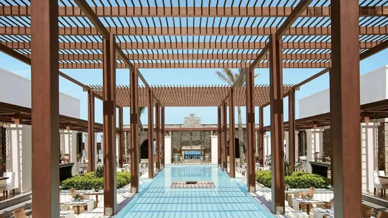 Amirandes a Grecotel Resort to Live