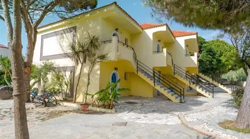 Ammes Hotel & Apartments