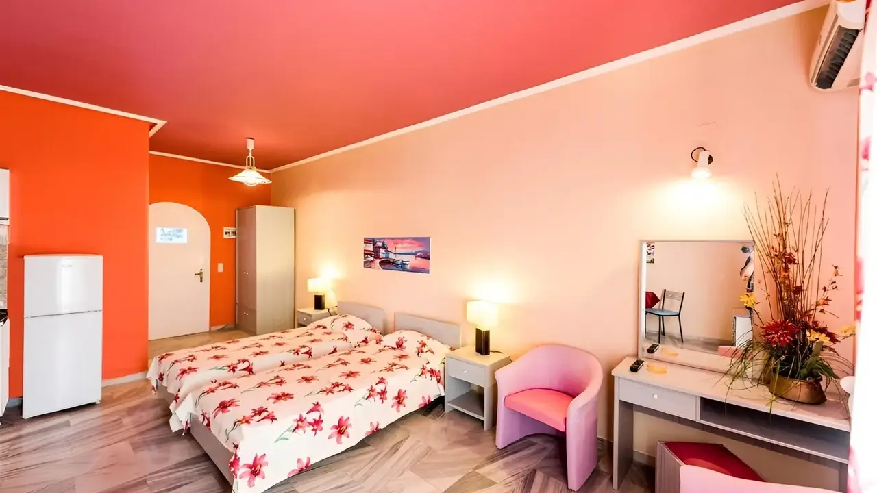 Ammes Hotel & Apartments