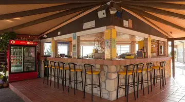 Ammes Hotel & Apartments