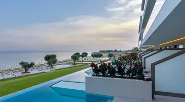 Ammoa Luxury Hotel & Spa Resort
