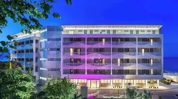 Ammon Zeus Luxury Beach Hotel