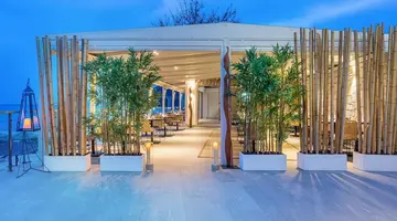 Ammon Zeus Luxury Beach Hotel