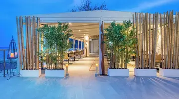 Ammon Zeus Luxury Beach Hotel