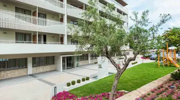 Ammon Zeus Luxury Beach Hotel