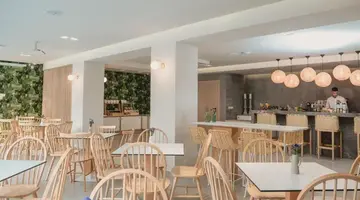 AMMOS BEACH SEASIDE LUXURY SUITES