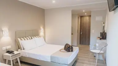 AMMOS BEACH SEASIDE LUXURY SUITES