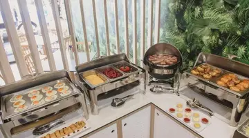 AMMOS BEACH SEASIDE LUXURY SUITES