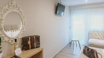 AMMOS SEASIDE LUXURY HOTEL