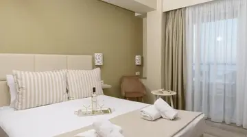 AMMOS SEASIDE LUXURY HOTEL