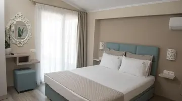 AMMOS SEASIDE LUXURY HOTEL