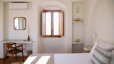Ammothines Cycladic Suites