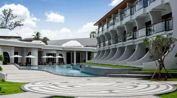 AMORA BEACH RESORT