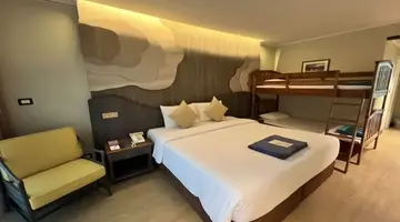 AMORA BEACH RESORT