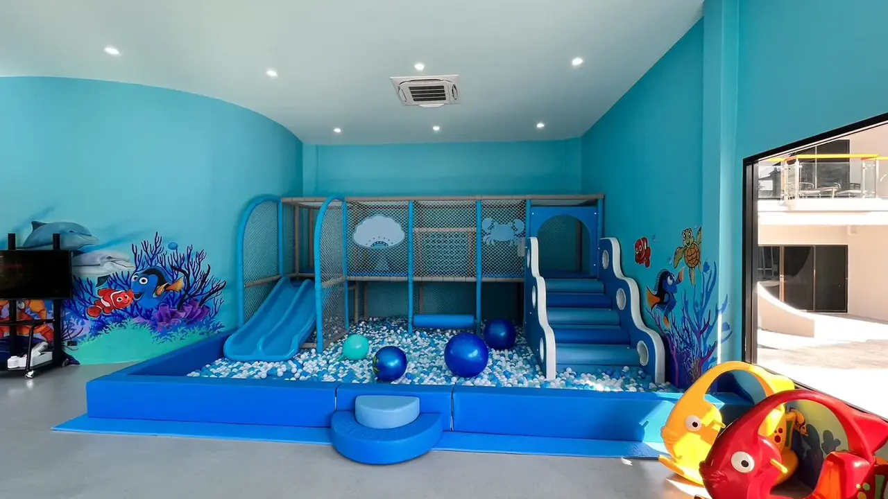 AMORA BEACH RESORT