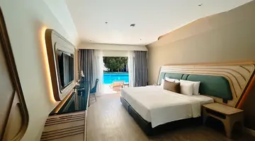 AMORA BEACH RESORT