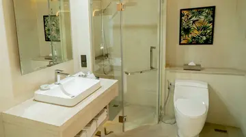 AMORA BEACH RESORT