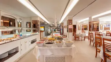 Amoros Hotel