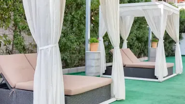 Amoros Hotel