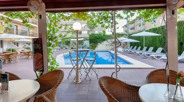 Amoros Hotel