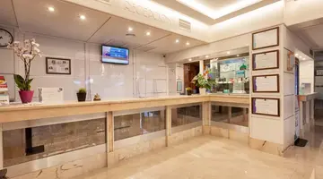 Amoros Hotel