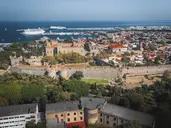 Amphitryon City Hotel