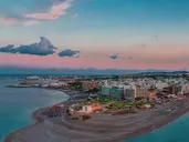 Amphitryon City Hotel