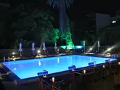 AMPHITRYON CITY HOTEL