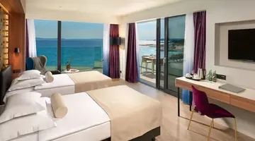 Amphora Hotel
