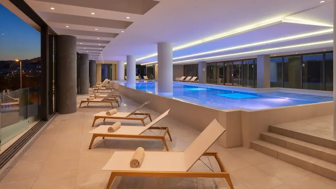 Amphora Hotel