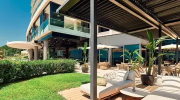 Amphora Hotel