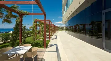 Amphora Hotel