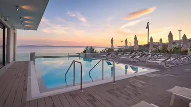 Amphora Hotel