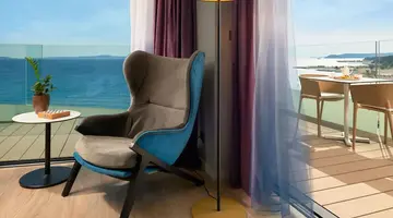 Amphora Hotel